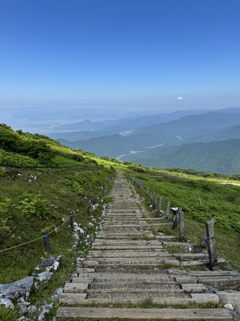 伊吹山 めっちゃキレイ！